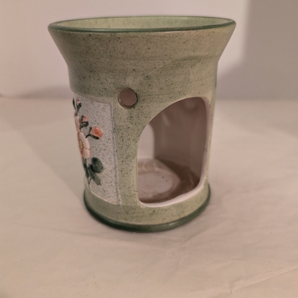 Yankee Candle Garden Flower Botanical Ceramic Tart Wax Melt Warmer - Picture 1 of 9